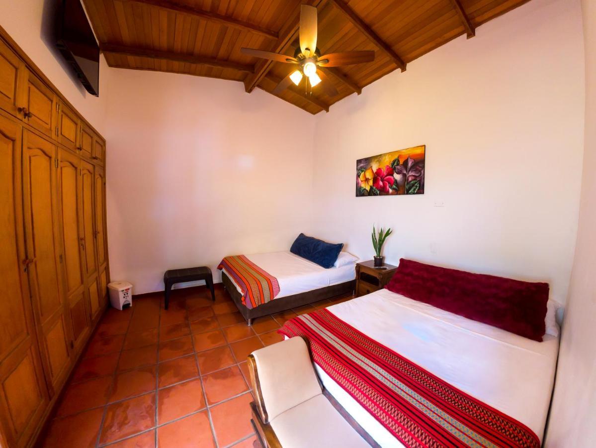 ホテル Portoazul Casa De Playa プエルト・コロンビア エクステリア 写真
